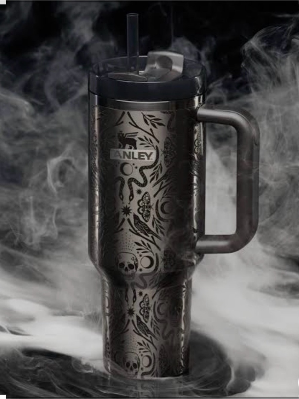 Stanley Deadly Damask - 40 oz - Picture 5 of 5